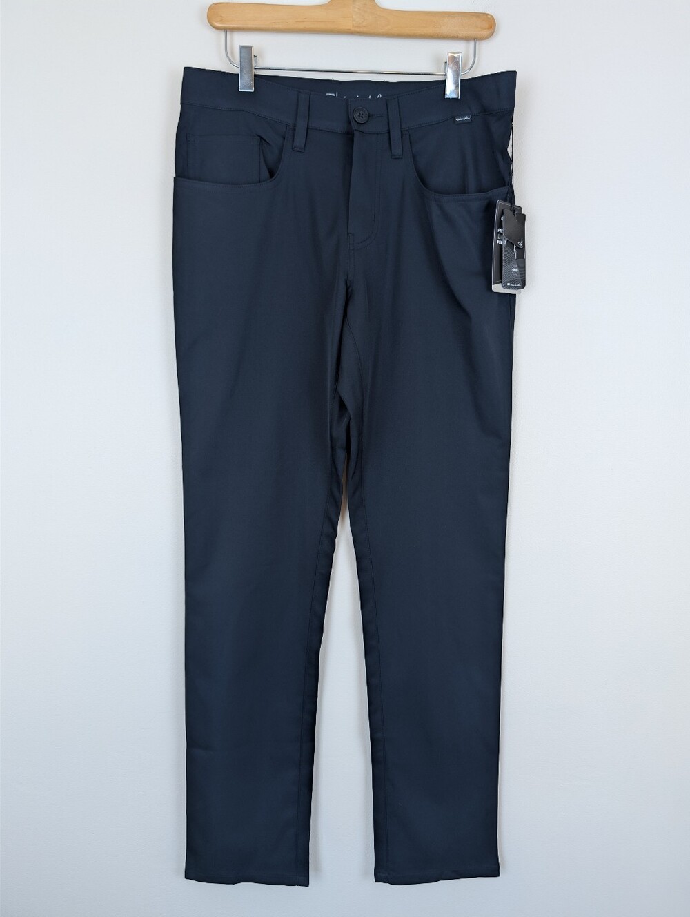 Travis Mathew Open to Close Golf Pants NWT - Black - Size 30
